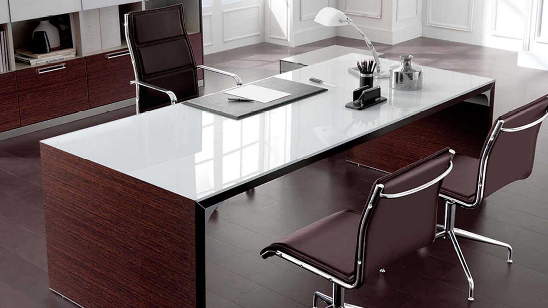 IPSOS-02 : Mobilier pour Bureau de Direction, Haut de Gamme