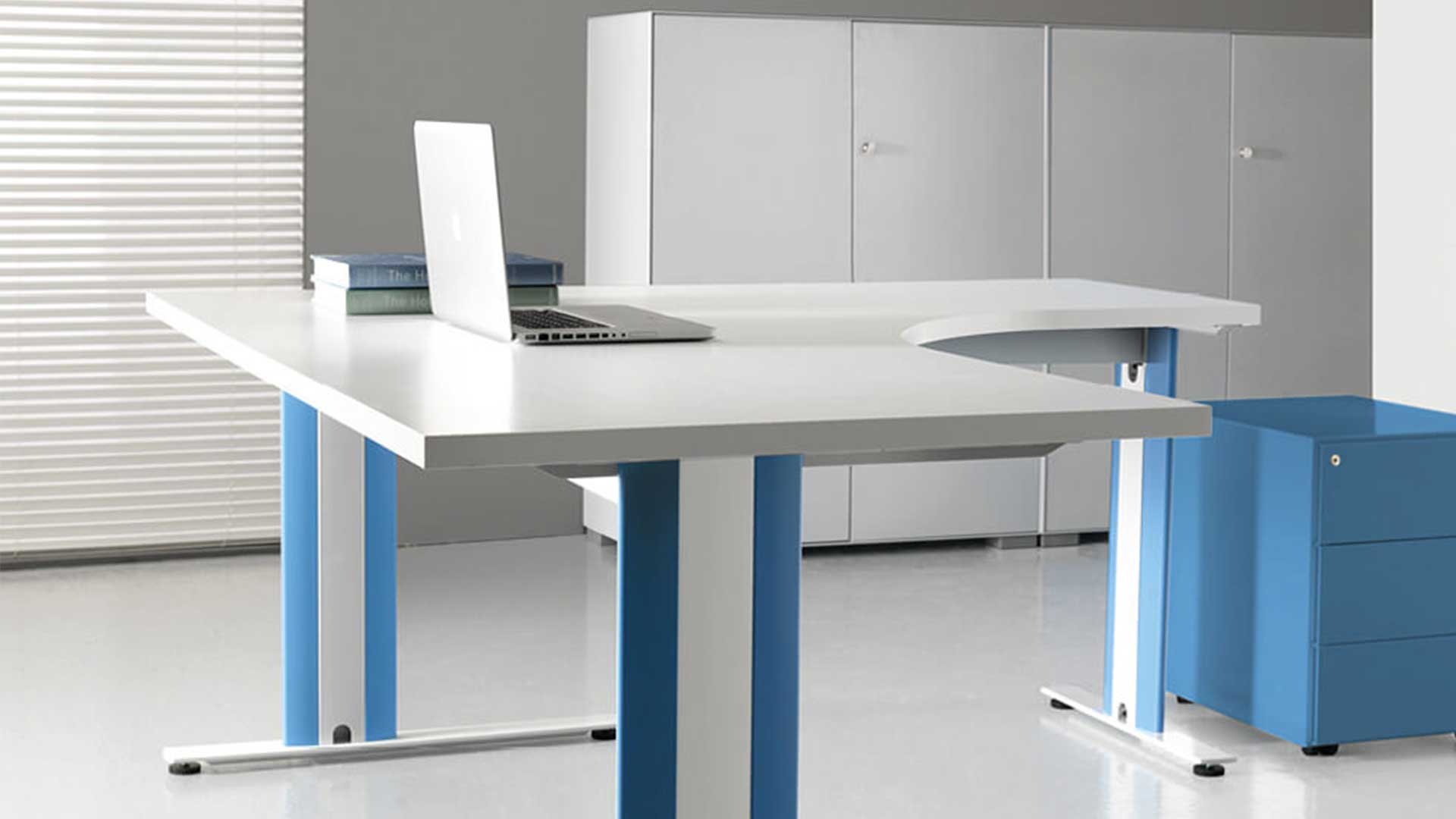 TDESK-12